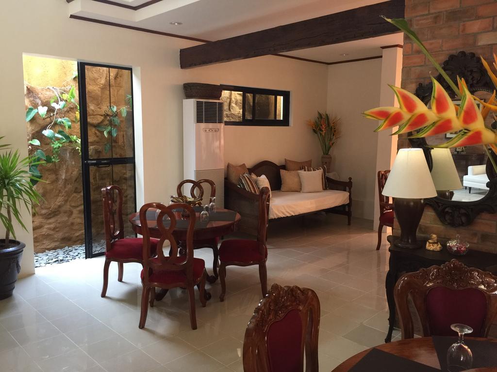 Bed and Breakfast Casa Roces Legazpi Zewnętrze zdjęcie