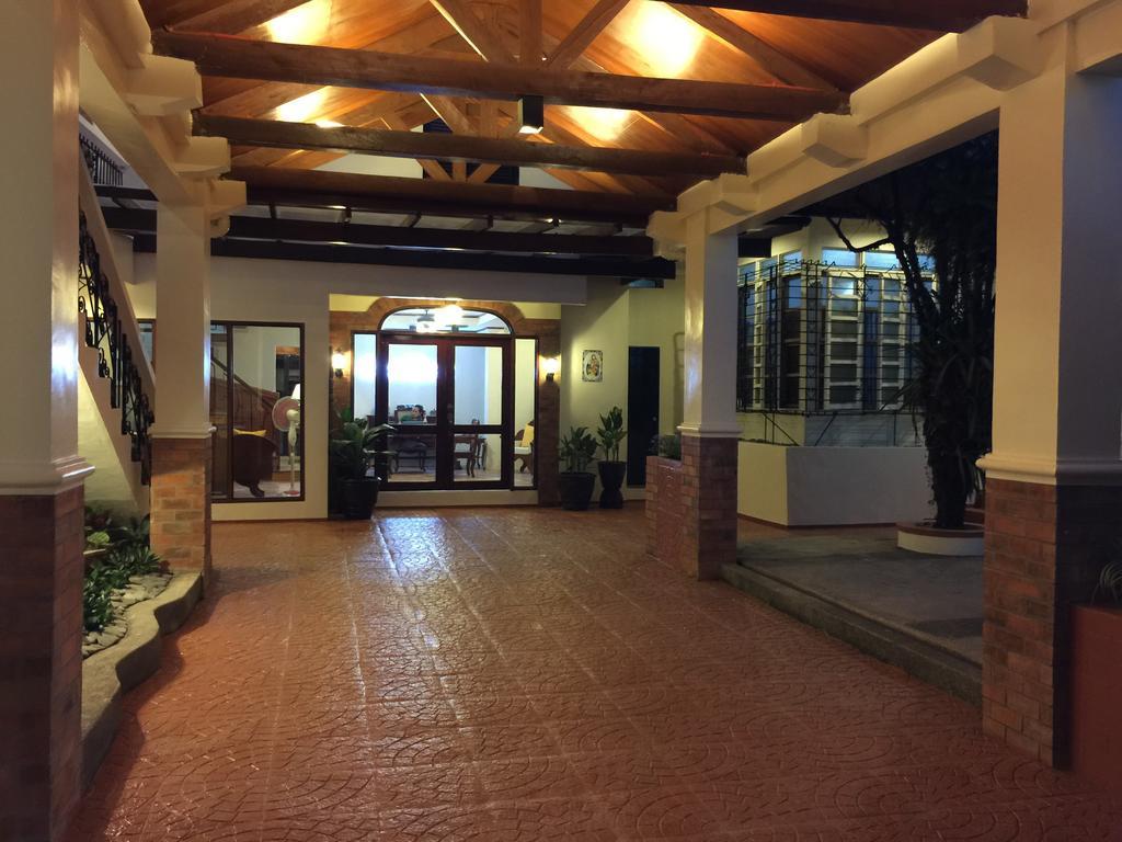 Bed and Breakfast Casa Roces Legazpi Zewnętrze zdjęcie