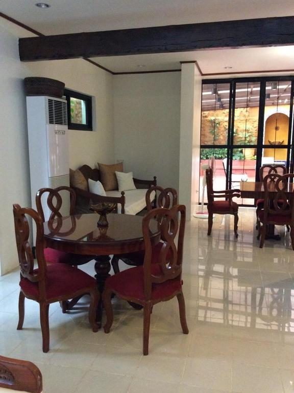 Bed and Breakfast Casa Roces Legazpi Zewnętrze zdjęcie